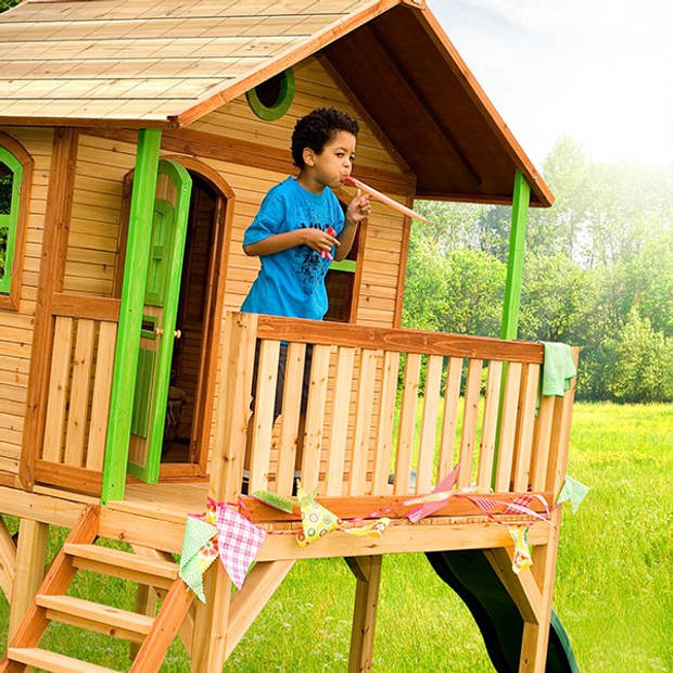 AXI Sophie Speelhuis op palen & groene glijbaan Speelhuisje voor de tuin / buiten in bruin & groen van FSC hout