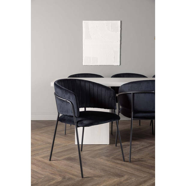 Olga eethoek tafel wit en 6 Selma stoelen zwart.