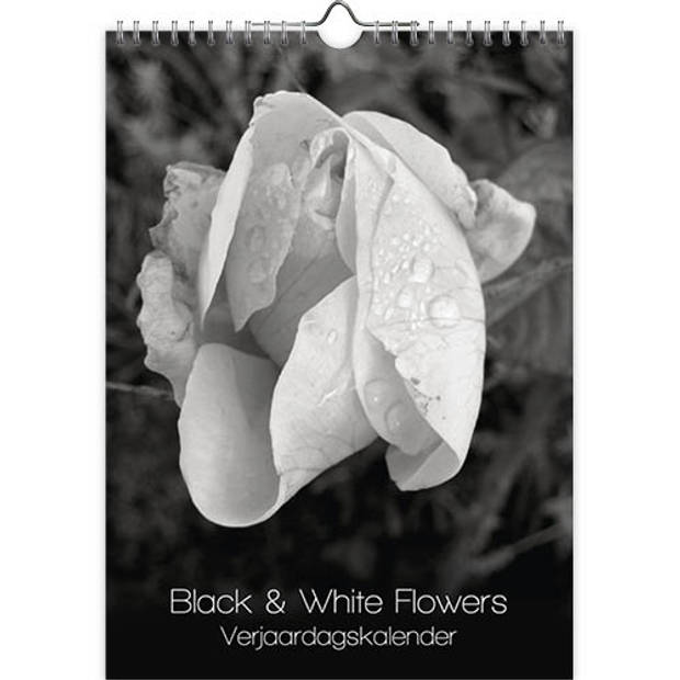 Verjaardagskalender Black &white flowers