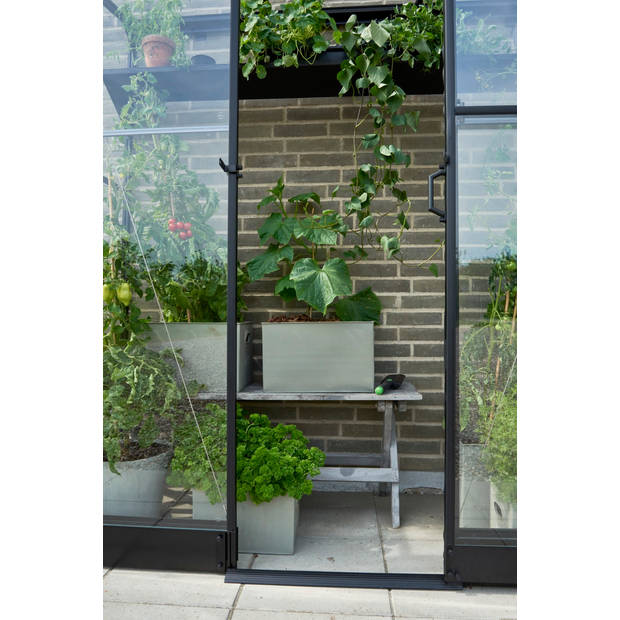 Royal Well - Fundering Fundering Qube Lean-to 26 Halls Greenhouses Royal Well
