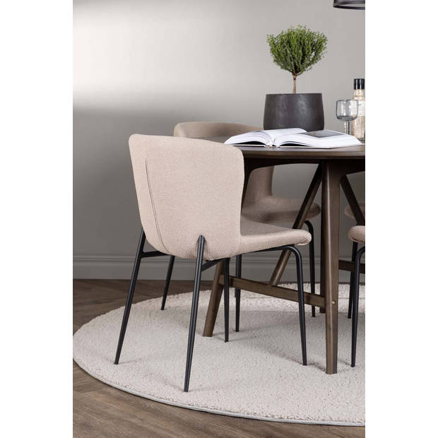 Kaseindon eethoek tafel bruin en 4 Modesto stoelen beige.