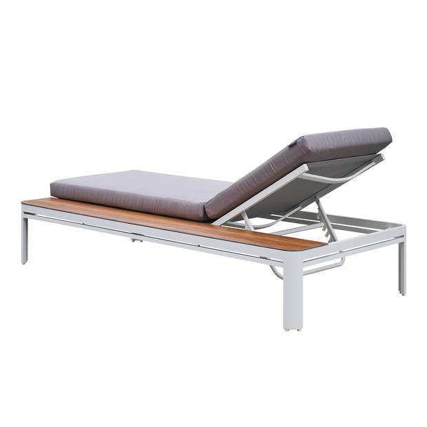 AXI Kira Ligbed met tafel in Hout Look / Grijs Lounger met Aluminium frame verstelbaar in 5 standen