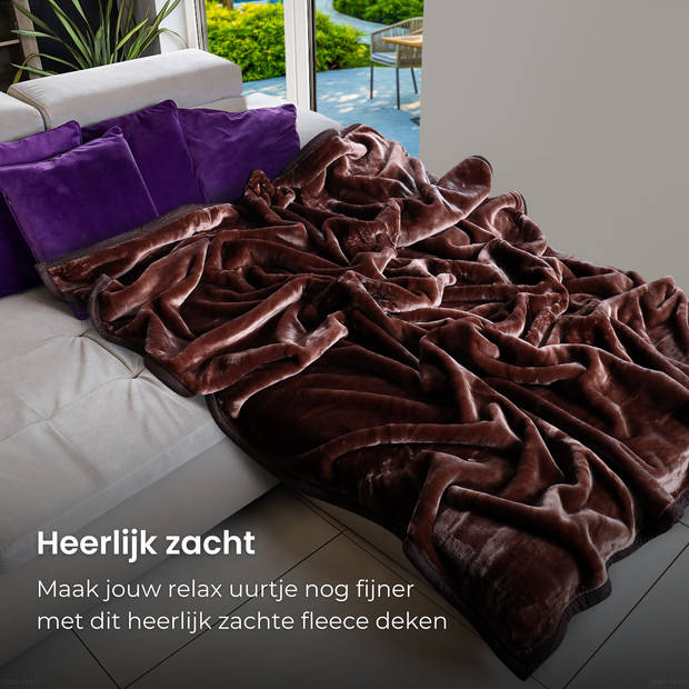 HappyBed Bruin 150x200 - Fleece deken - Heerlijk zacht fleece plaid - Warmte deken - Bankhoes Sprei - deken