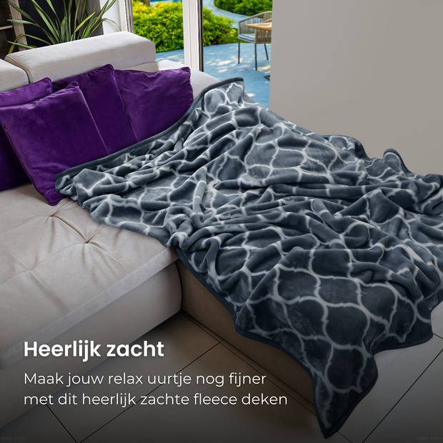 HappyBed Geometrisch 150x200 - Fleece deken - Heerlijk zacht fleece plaid - Warmte deken - Bankhoes Sprei - deken