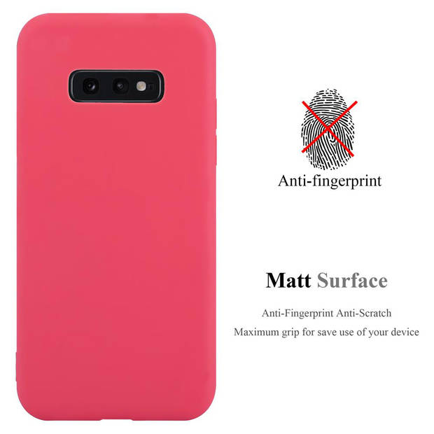 Cadorabo Hoesje geschikt voor Samsung Galaxy S10e in CANDY ROOD - Beschermhoes TPU silicone Case Cover