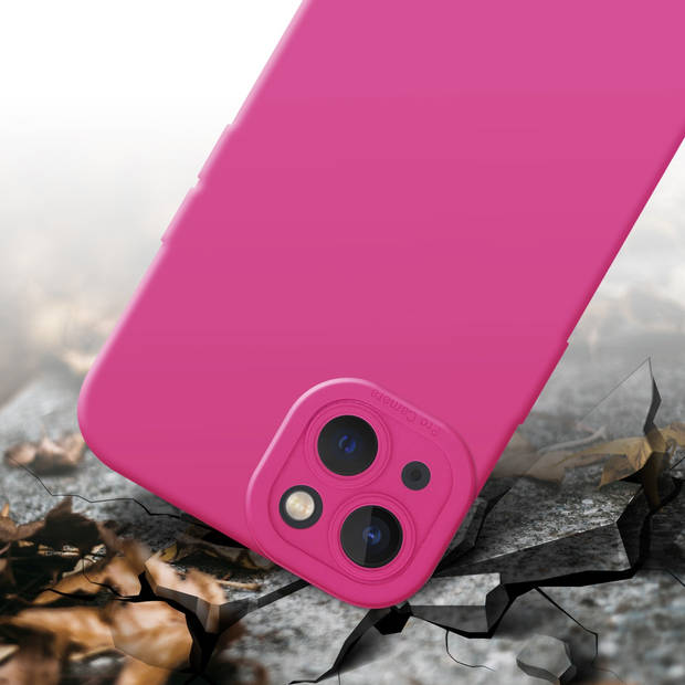 Cadorabo Hoesje geschikt voor Apple iPhone 14 in FLUID HOTPINK - Beschermhoes TPU silicone Cover Case