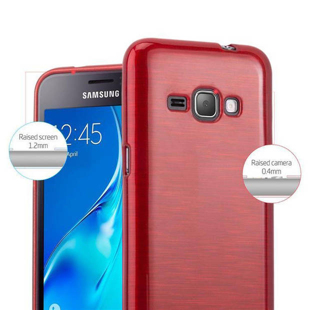Cadorabo Hoesje geschikt voor Samsung Galaxy J1 2016 in ROOD - Beschermhoes TPU silicone Case Cover Brushed
