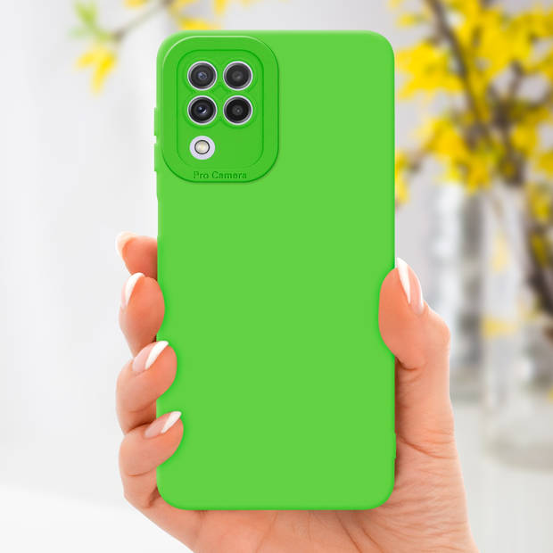 Cadorabo Hoesje geschikt voor Samsung Galaxy A22 4G in FLUID GROEN - Beschermhoes TPU silicone Cover Case