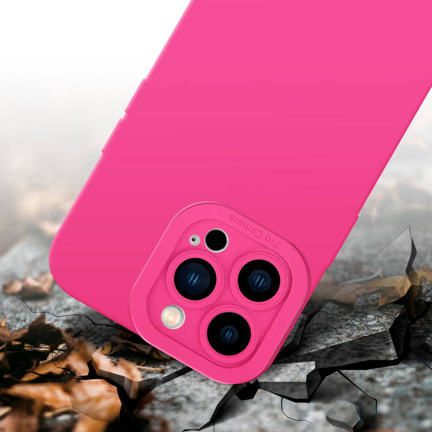 Cadorabo Hoesje geschikt voor Apple iPhone 14 PRO MAX in FLUID HOTPINK - Beschermhoes TPU silicone Cover Case