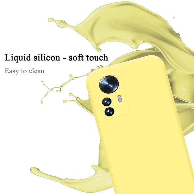 Cadorabo Hoesje geschikt voor Xiaomi 12 PRO Case in LIQUID GEEL - Beschermhoes TPU silicone Cover