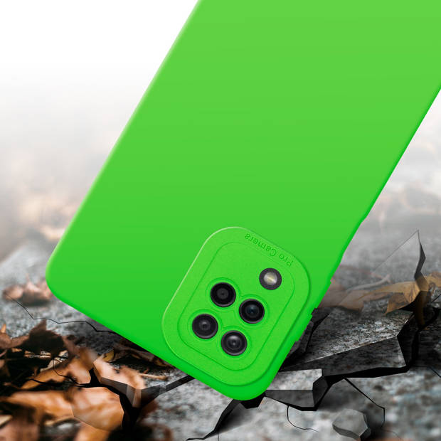 Cadorabo Hoesje geschikt voor Samsung Galaxy A12 / M12 in FLUID GROEN - Beschermhoes TPU silicone Cover Case