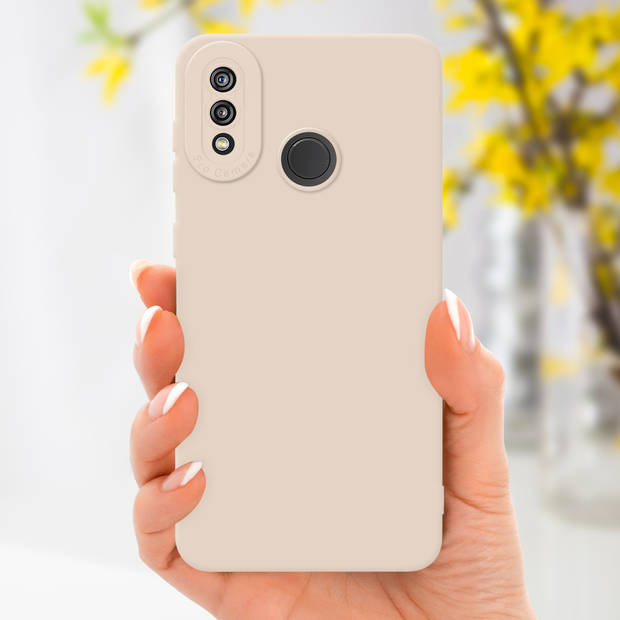 Cadorabo Hoesje geschikt voor Huawei P20 LITE 2018 / NOVA 3E in FLUID CREAM - Beschermhoes TPU silicone Cover Case