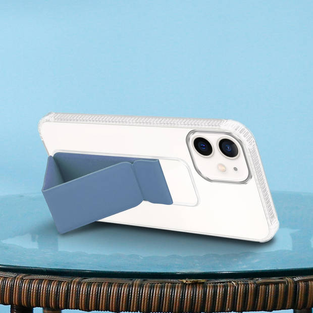 Cadorabo Hoesje geschikt voor Apple iPhone 11 Cover in LICHTBLAUW - Beschermhoes TPU silicone Case met houder