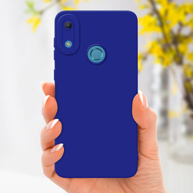 Cadorabo Hoesje geschikt voor Huawei Y6 2019 in FLUID BLAUW - Beschermhoes TPU silicone Cover Case