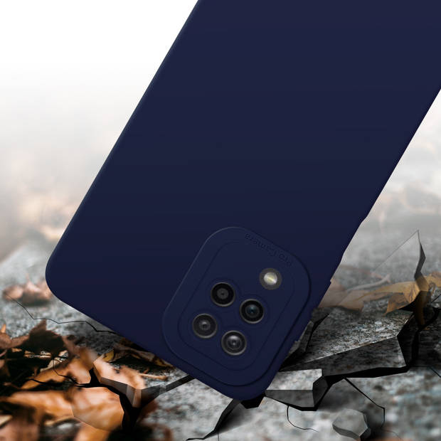 Cadorabo Hoesje geschikt voor Samsung Galaxy A12 / M12 in FLUID DONKER BLAUW - Beschermhoes TPU silicone Cover Case