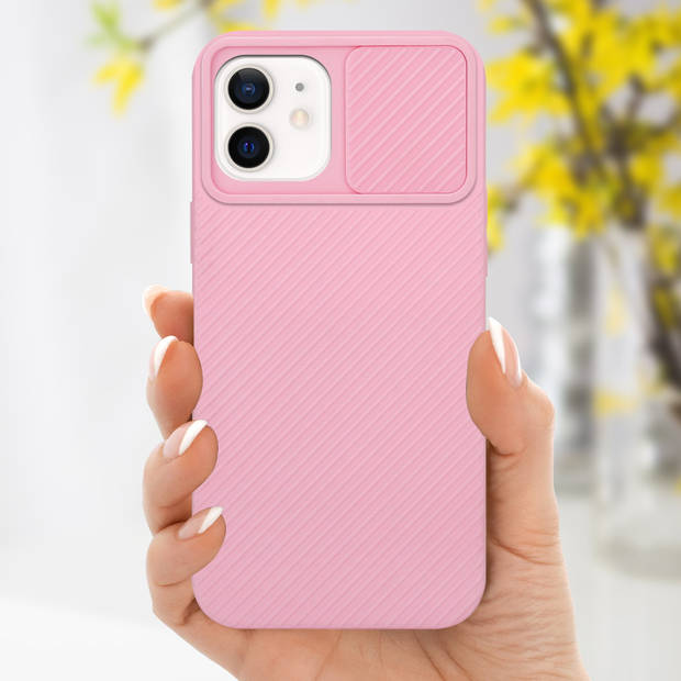 Cadorabo Hoesje geschikt voor Apple iPhone 12 in Bonbon Roze - Beschermhoes TPU-silicone Case Cover Camerabescherming