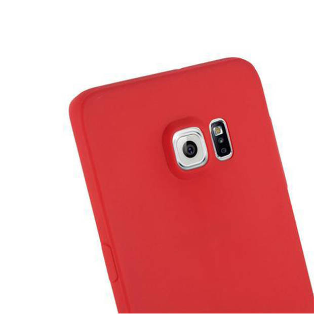 Cadorabo Hoesje geschikt voor Samsung Galaxy S6 EDGE in CANDY ROOD - Beschermhoes TPU silicone Case Cover