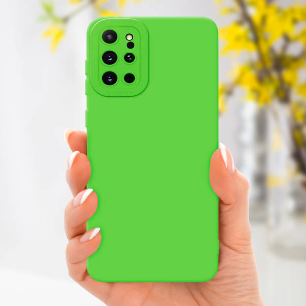 Cadorabo Hoesje geschikt voor Samsung Galaxy S20 PLUS in FLUID GROEN - Beschermhoes TPU silicone Cover Case