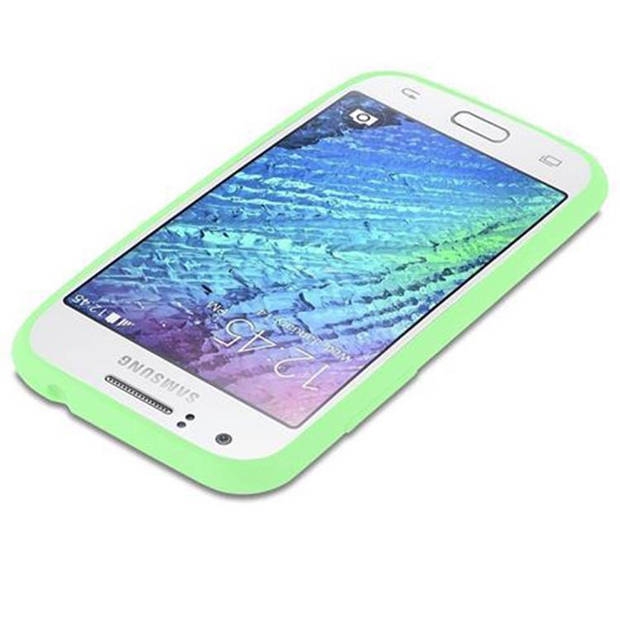 Cadorabo Hoesje geschikt voor Samsung Galaxy J1 2015 in CANDY PASTEL GROEN - Beschermhoes TPU silicone Case Cover