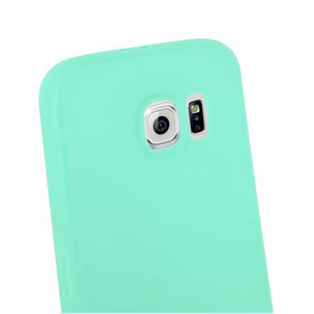 Cadorabo Hoesje geschikt voor Samsung Galaxy S6 in CANDY BLAUW - Beschermhoes TPU silicone Case Cover