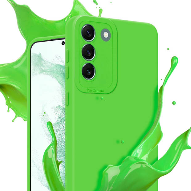 Cadorabo Hoesje geschikt voor Samsung Galaxy S22 PLUS in FLUID GROEN - Beschermhoes TPU silicone Cover Case