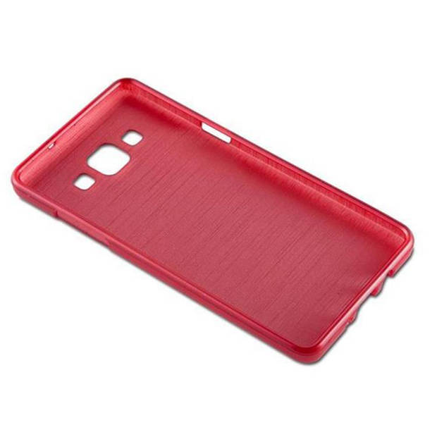 Cadorabo Hoesje geschikt voor Samsung Galaxy A5 2015 in ROOD - Beschermhoes TPU silicone Case Cover Brushed