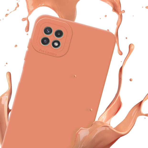 Cadorabo Hoesje geschikt voor Samsung Galaxy A22 5G in FLUID LICHT ORANJE - Beschermhoes TPU silicone Cover Case