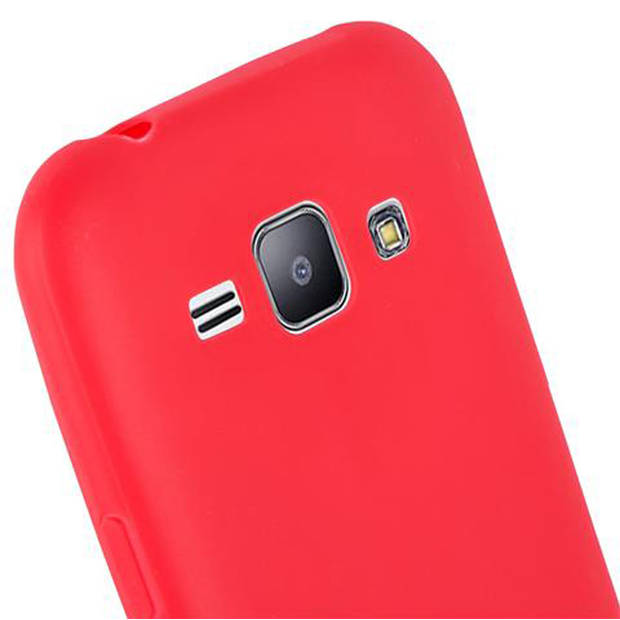 Cadorabo Hoesje geschikt voor Samsung Galaxy J1 2015 in CANDY ROOD - Beschermhoes TPU silicone Case Cover