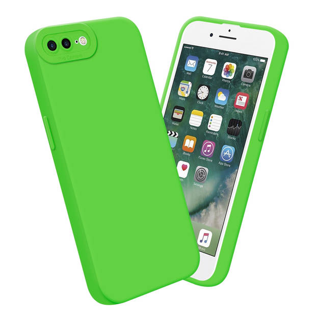 Cadorabo Hoesje geschikt voor Apple iPhone 7 PLUS / 7S PLUS / 8 PLUS in FLUID GROEN - Beschermhoes TPU silicone Cover