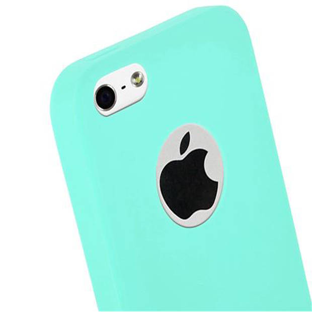 Cadorabo Hoesje geschikt voor Apple iPhone 5 / 5S / SE 2016 in CANDY BLAUW - Beschermhoes TPU silicone Case Cover