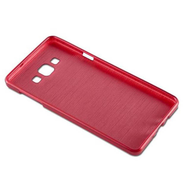 Cadorabo Hoesje geschikt voor Samsung Galaxy A7 2015 in ROOD - Beschermhoes TPU silicone Case Cover Brushed