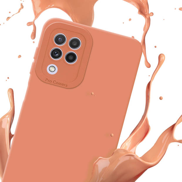 Cadorabo Hoesje geschikt voor Samsung Galaxy A22 4G in FLUID LICHT ORANJE - Beschermhoes TPU silicone Cover Case