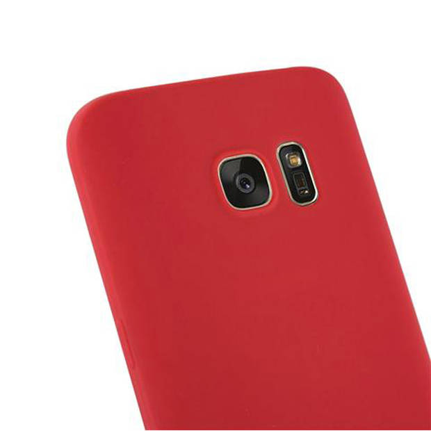 Cadorabo Hoesje geschikt voor Samsung Galaxy S7 in CANDY ROOD - Beschermhoes TPU silicone Case Cover