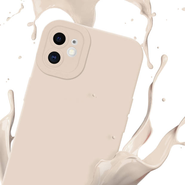 Cadorabo Hoesje geschikt voor Apple iPhone 11 in FLUID CREAM - Beschermhoes TPU silicone Cover Case