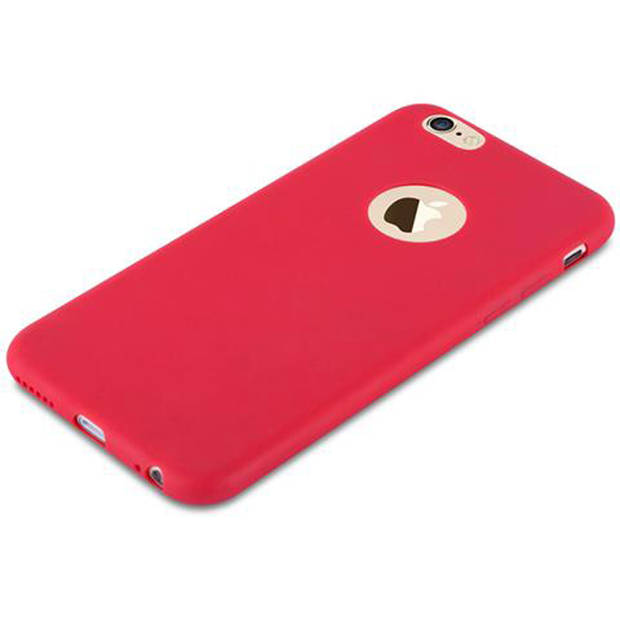 Cadorabo Hoesje geschikt voor Apple iPhone 6 / 6S in CANDY ROOD - Beschermhoes TPU silicone Case Cover