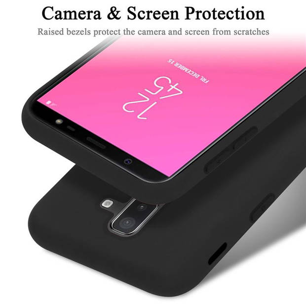 Cadorabo Hoesje geschikt voor Samsung Galaxy A6 PLUS 2018 Case in LIQUID ZWART - Beschermhoes TPU silicone Cover