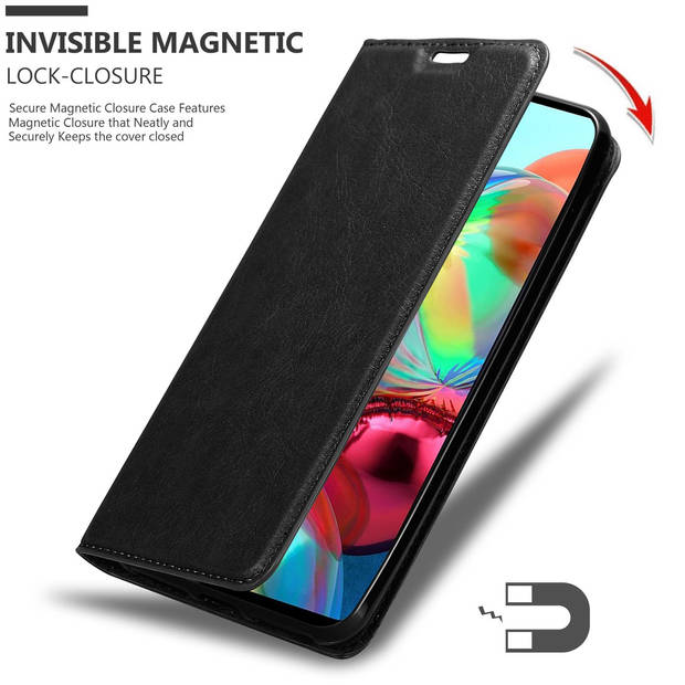 Cadorabo Hoesje geschikt voor Samsung Galaxy A72 4G / 5G in ZWARTE NACHT - Beschermhoes Case magnetische sluiting Cover