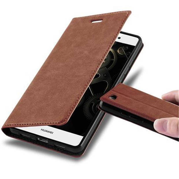 Cadorabo Hoesje geschikt voor Huawei P8 LITE 2015 in CAPPUCCINO BRUIN - Beschermhoes Case magnetische sluiting Cover