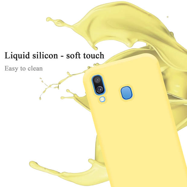 Cadorabo Hoesje geschikt voor Samsung Galaxy A40 Case in LIQUID GEEL - Beschermhoes TPU silicone Cover