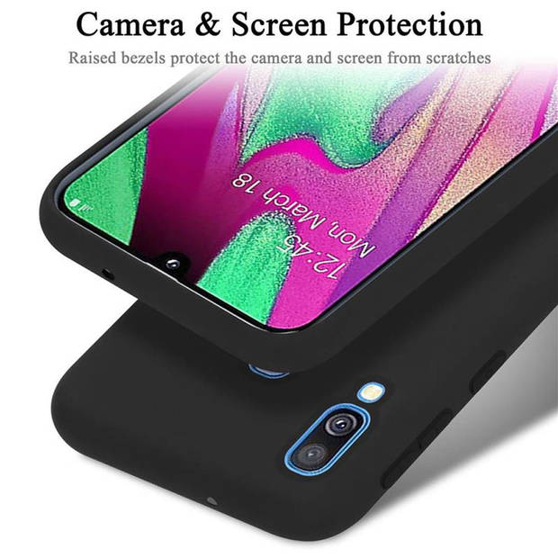 Cadorabo Hoesje geschikt voor Samsung Galaxy A40 Case in LIQUID ZWART - Beschermhoes TPU silicone Cover