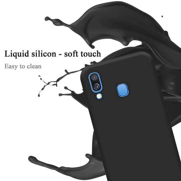 Cadorabo Hoesje geschikt voor Samsung Galaxy A40 Case in LIQUID ZWART - Beschermhoes TPU silicone Cover