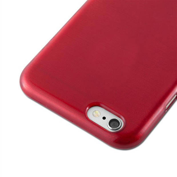 Cadorabo Hoesje geschikt voor Apple iPhone 6 / 6S in ROOD - Beschermhoes TPU silicone Case Cover Brushed