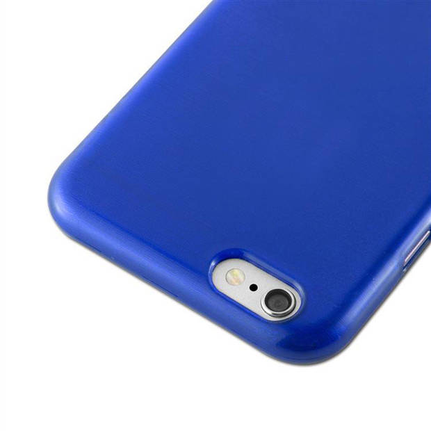 Cadorabo Hoesje geschikt voor Apple iPhone 6 / 6S in BLAUW - Beschermhoes TPU silicone Case Cover Brushed