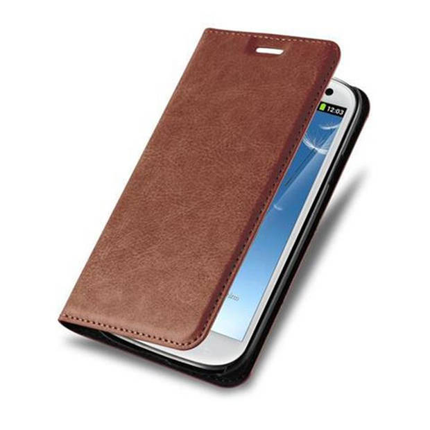 Cadorabo Hoesje geschikt voor Samsung Galaxy S3 / S3 NEO in CAPPUCCINO BRUIN - Beschermhoes Case magnetische sluiting