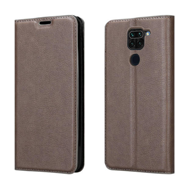 Cadorabo Hoesje geschikt voor Xiaomi RedMi NOTE 9 in KOFFIE BRUIN - Beschermhoes Case magnetische sluiting Cover