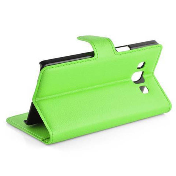 Cadorabo Hoesje geschikt voor Samsung Galaxy J5 2015 in MUNT GROEN - Beschermhoes Cover magnetische sluiting Case