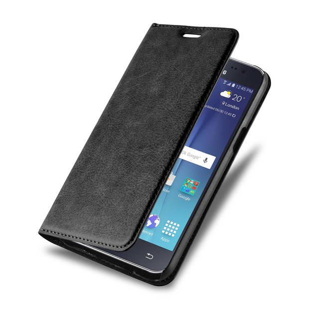 Cadorabo Hoesje geschikt voor Samsung Galaxy J7 2015 in ZWARTE NACHT - Beschermhoes Case magnetische sluiting Cover