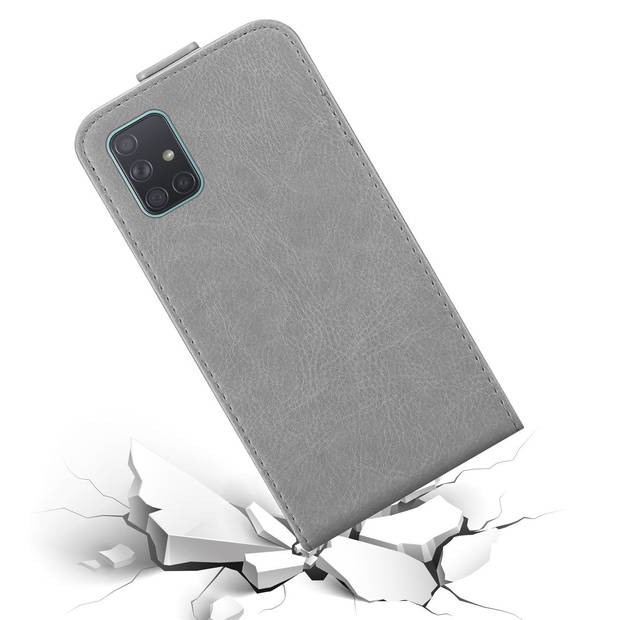 Cadorabo Hoesje geschikt voor Samsung Galaxy A71 4G in TITANIUM GRIJS - Beschermhoes Flip Case Cover magnetische