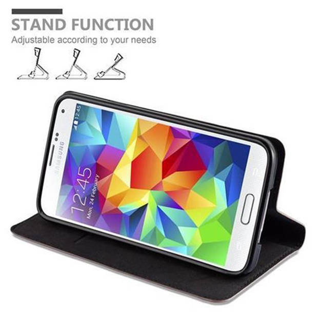 Cadorabo Hoesje geschikt voor Samsung Galaxy S5 / S5 NEO in KOFFIE BRUIN - Beschermhoes Case magnetische sluiting Cover