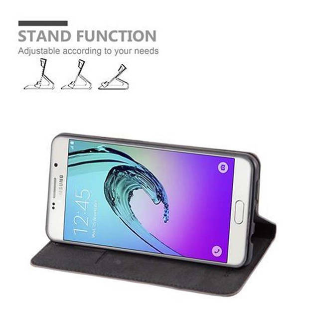 Cadorabo Hoesje geschikt voor Samsung Galaxy A7 2016 in KOFFIE BRUIN - Beschermhoes Case magnetische sluiting Cover